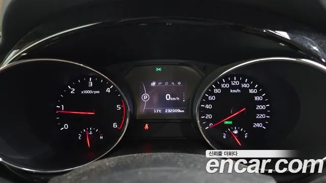 Kia Carnival 2018 thumb 8