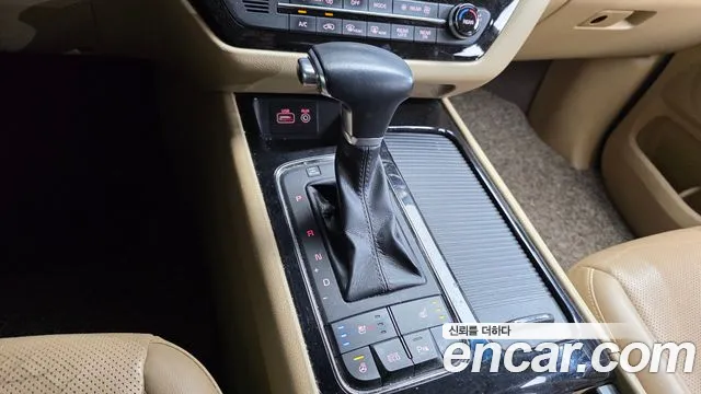 Kia Carnival 2018 thumb 9