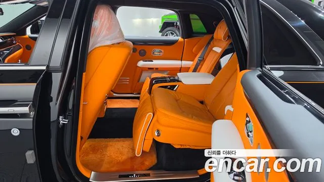 Rolls-Royce Ghost 2024 thumb 11