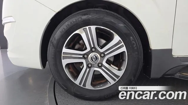 KG_Mobility_Ssangyong KORANDO 2015 thumb 5