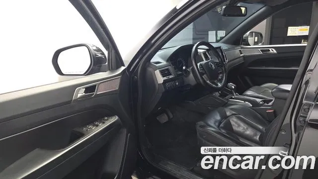 KG_Mobility_Ssangyong Rexton 2019 thumb 10