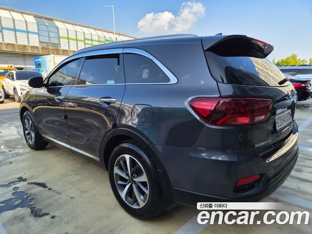 Kia Sorento 2018 thumb 5
