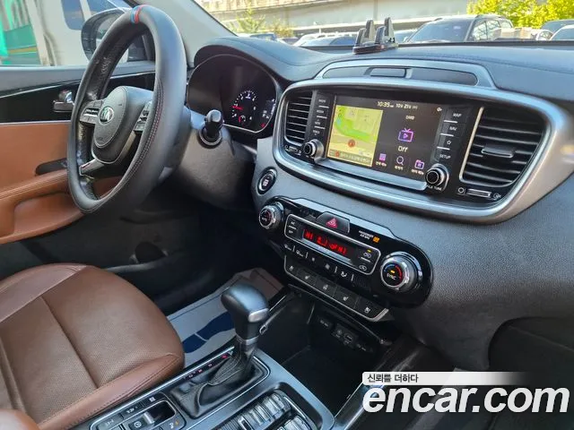 Kia Sorento 2018 thumb 8