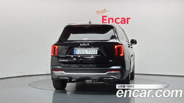 Kia Sorento 2024 thumb 4