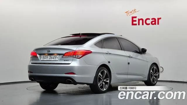 Hyundai i40 2013 thumb 2