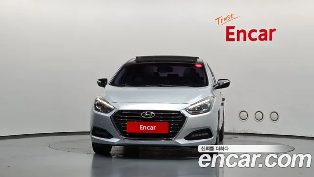 Hyundai i40 2013 thumb 3