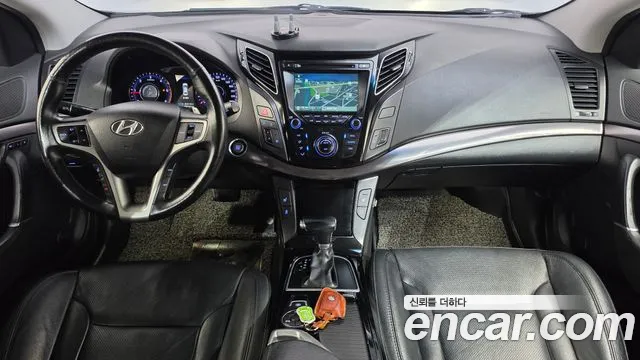 Hyundai i40 2013 thumb 7