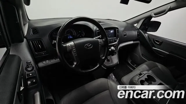 Hyundai Starex 2017 thumb 7