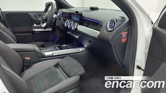 Mercedes-Benz GLB 2025 thumb 9