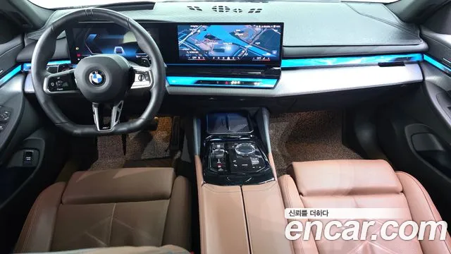 BMW 5-Series 2024 thumb 7
