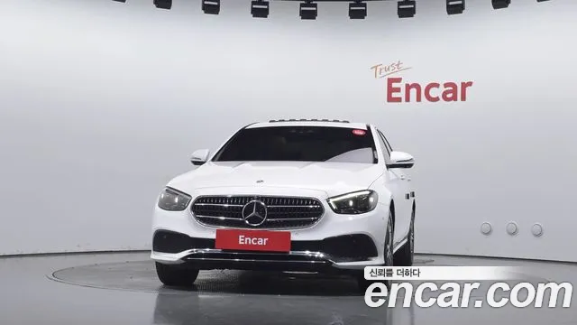 Mercedes-Benz E-Класс 2022 thumb 3