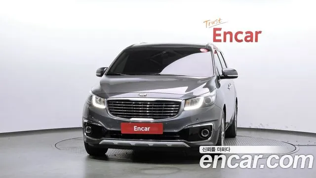 Kia Carnival 2017 thumb 3