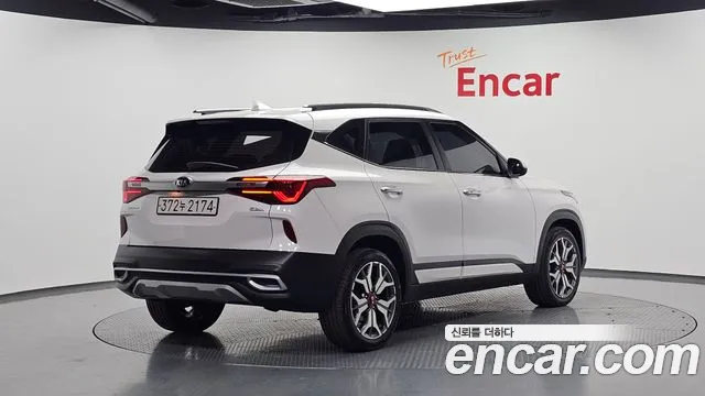 Kia Seltos 2020 thumb 2