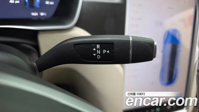 Tesla Model S 2017 thumb 8