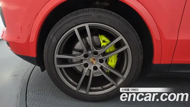Porsche Cayenne 2020 thumb 5