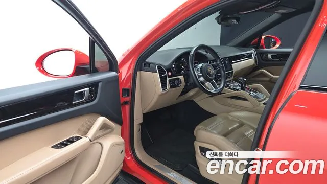 Porsche Cayenne 2020 thumb 10