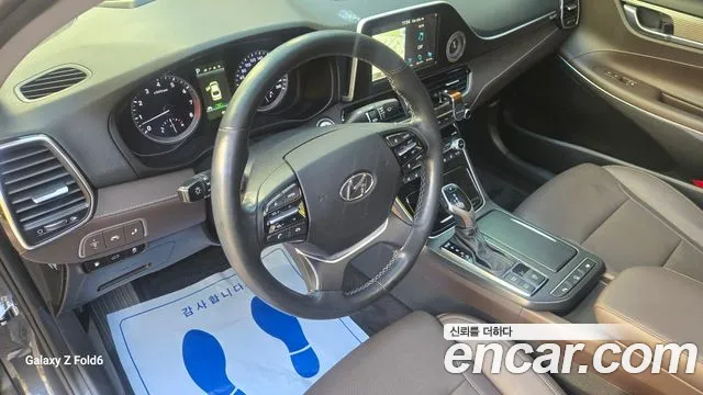 Hyundai Grandeur 2016 thumb 9