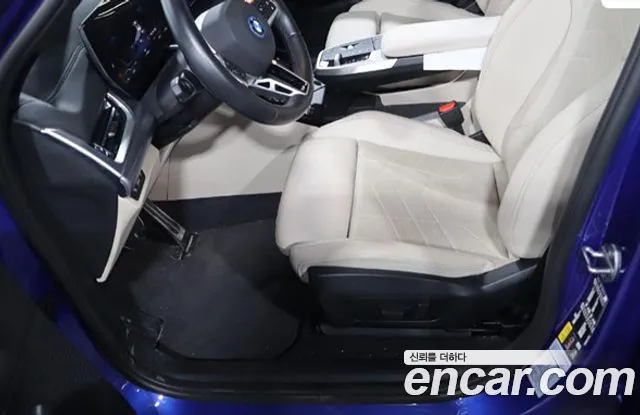 BMW iX2 2024 thumb 4
