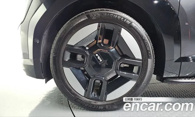 Kia EV9 2023 thumb 4