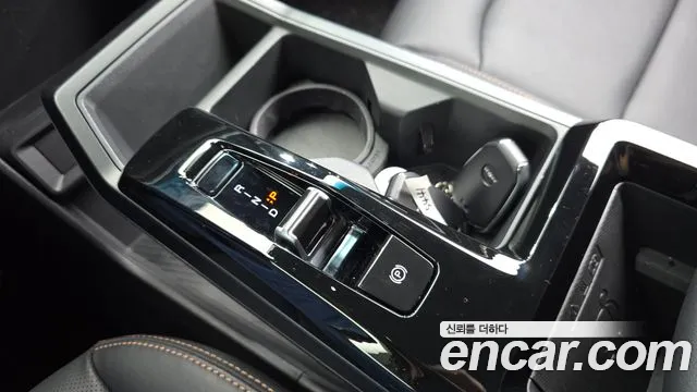KG_Mobility_Ssangyong Torres 2025 thumb 8
