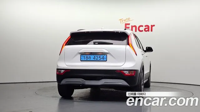 Kia Niro 2022 thumb 4