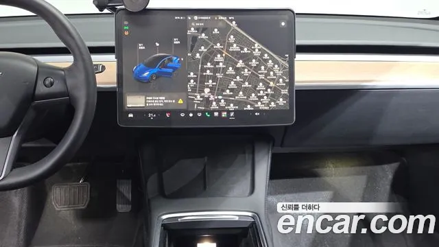 Tesla Model 3 2022 thumb 12