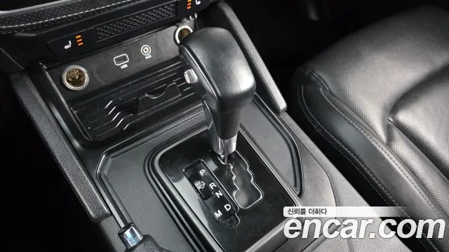 KG_Mobility_Ssangyong Rexton 2021 thumb 9