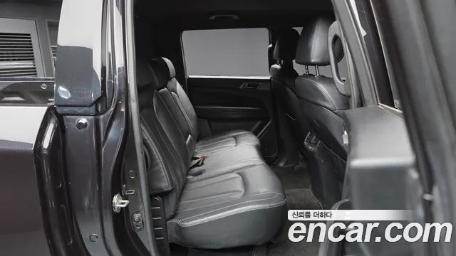 KG_Mobility_Ssangyong Rexton 2021 thumb 12