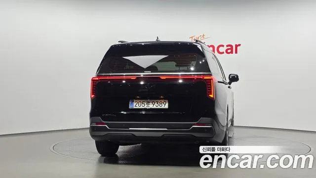 Kia Carnival 2025 thumb 4