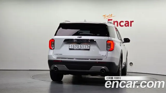 Ford Explorer 2020 thumb 4