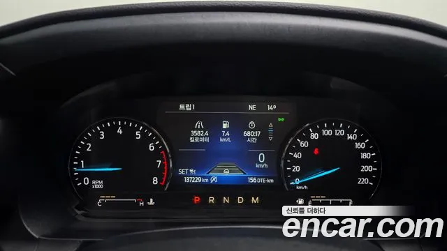 Ford Explorer 2020 thumb 8