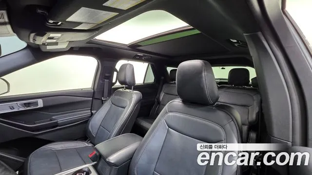 Ford Explorer 2020 thumb 11