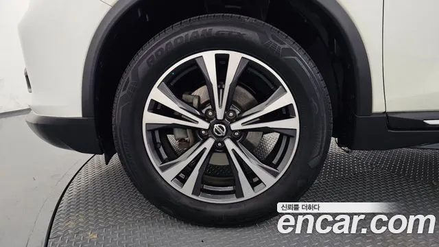 Nissan X-Trail 2018 thumb 5