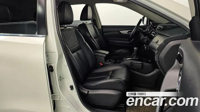 Nissan X-Trail 2018 thumb 11