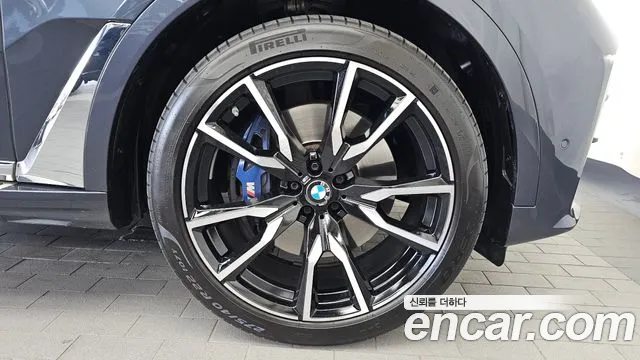 BMW X7 2022 thumb 5
