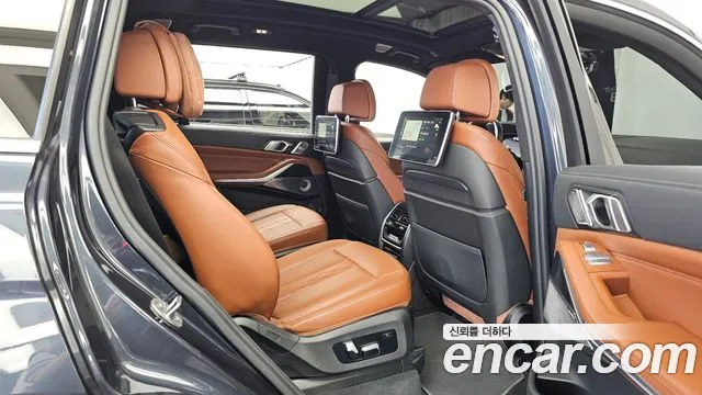 BMW X7 2022 thumb 12