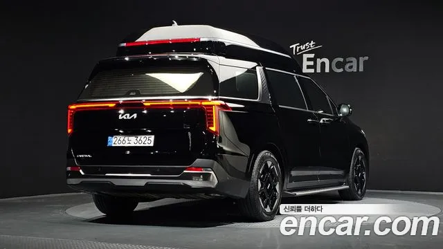 Kia Carnival 2025 thumb 2