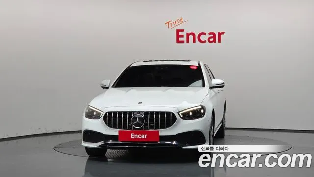 Mercedes-Benz E-Класс 2021 thumb 3