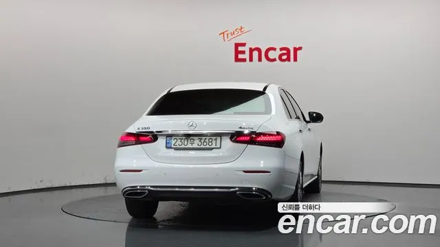 Mercedes-Benz E-Класс 2021 thumb 4