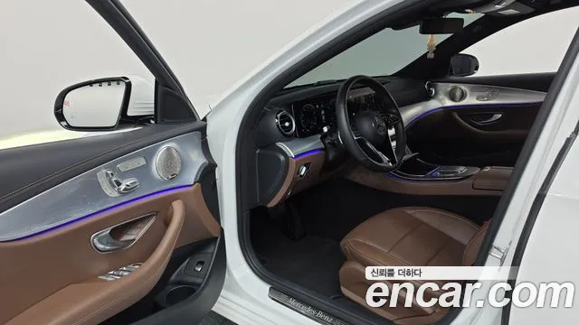 Mercedes-Benz E-Класс 2021 thumb 10