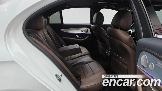 Mercedes-Benz E-Класс 2021 thumb 11