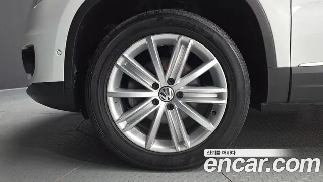 Volkswagen Tiguan 2014 thumb 5