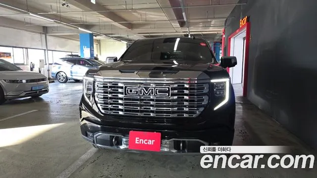 GMC Sierra 2025 thumb 3