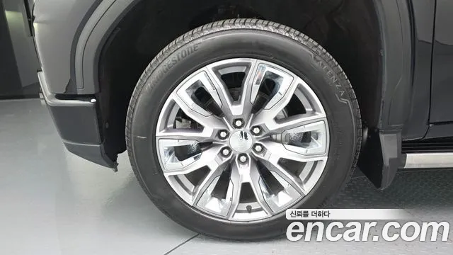 GMC Sierra 2025 thumb 5