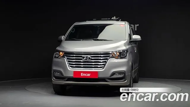 Hyundai Starex 2019 thumb 3