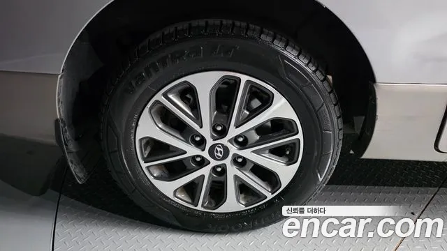 Hyundai Starex 2019 thumb 5