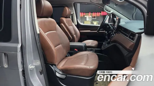 Hyundai Starex 2019 thumb 11