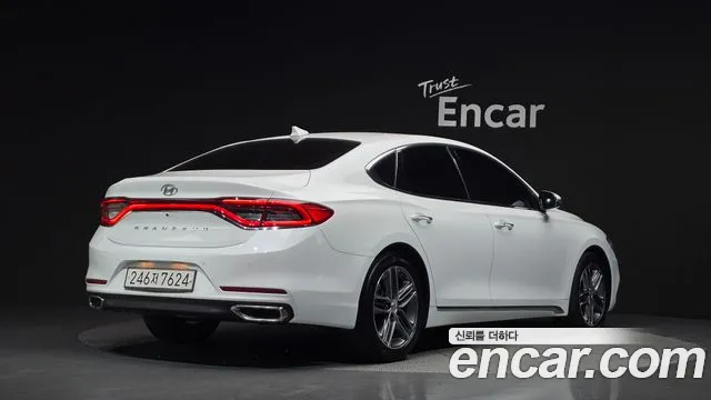 Hyundai Grandeur 2017 thumb 2