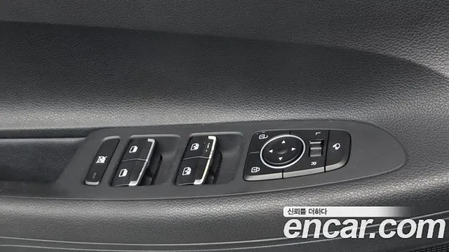 Hyundai Grandeur 2017 thumb 11