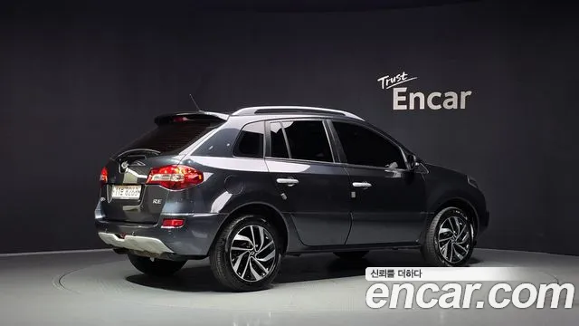Renault-KoreaSamsung QM5 2015 thumb 2